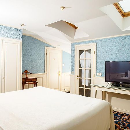 Ministerium Hotel Одеса Екстериор снимка