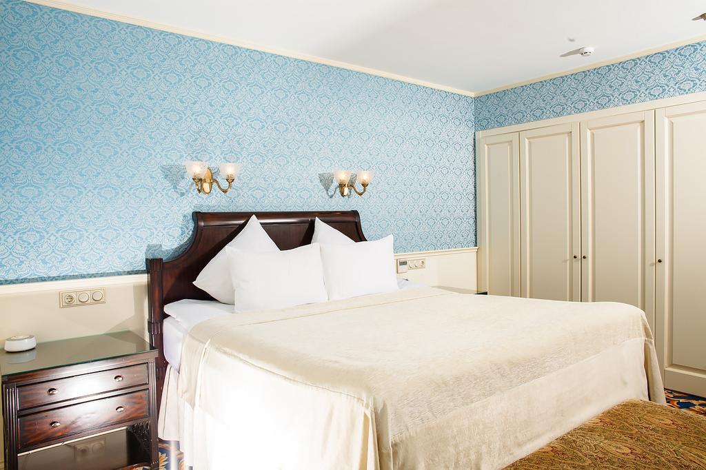 Ministerium Hotel Одеса Екстериор снимка